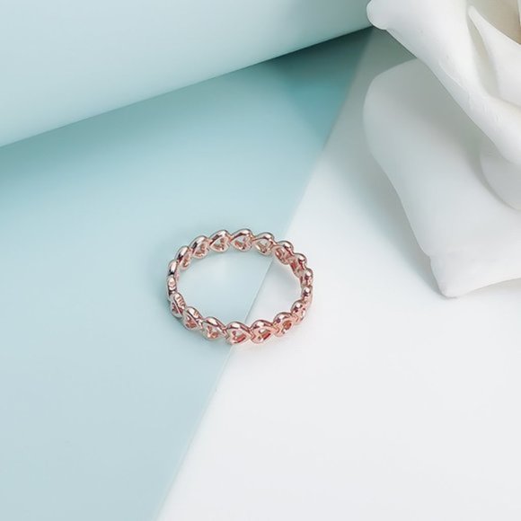 💍Pandora Band of Hearts Ring - Picture 4 of 5